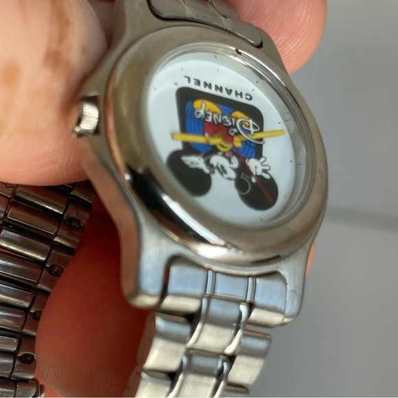 1990’s Vintage Unisex Disney Mickey Mouse Wristwatch - Picture 7 of 10